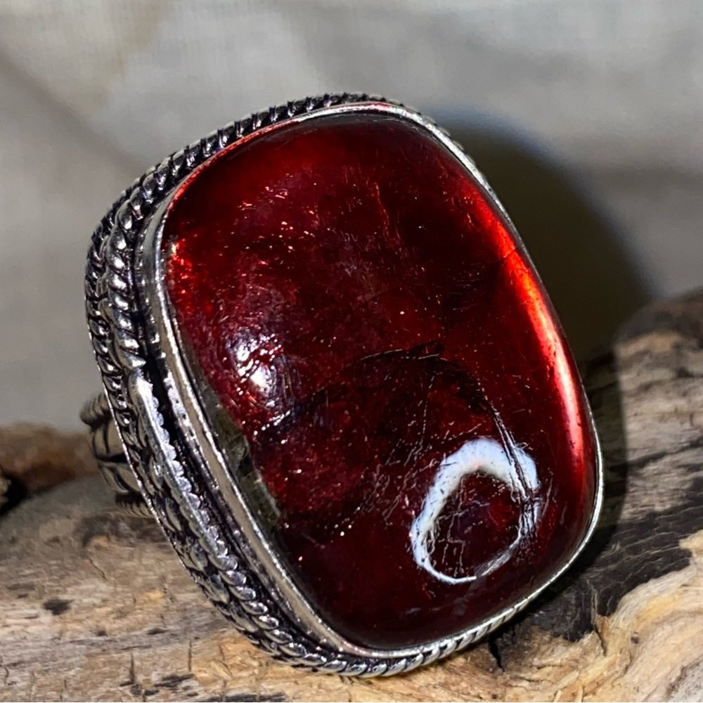 New Red fire labrodite natural pillbox ring in 925 sterling silver setting.